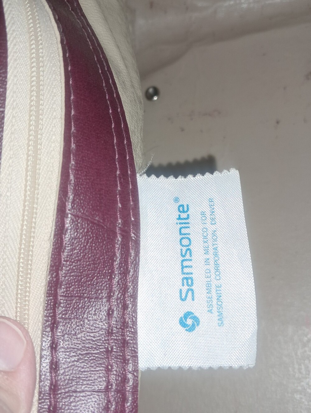 Vintage 1980s Samsonite Burgundy Leather Briefcase Flapover Attache Mexico - Picture 11 of 16